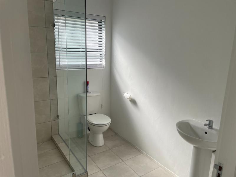 To Let 2 Bedroom Property for Rent in Kommetjie Western Cape